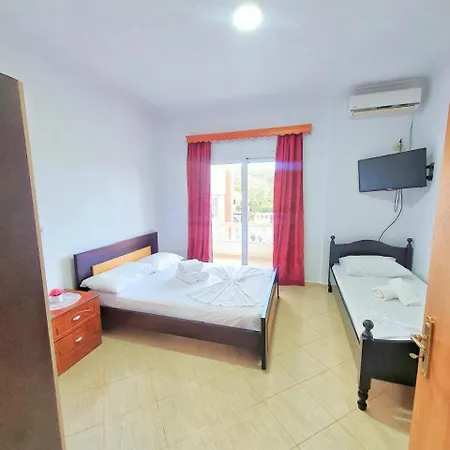 Star Hotel Ksamil
